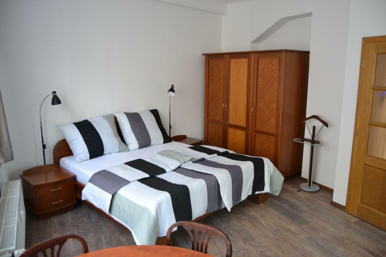 Like Home Apartments Praha Eksteriør bilde